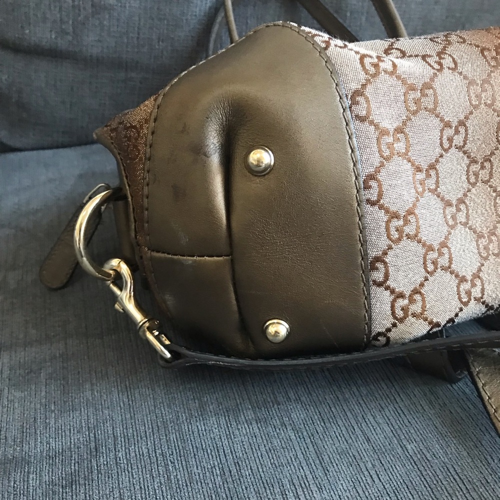 GUCCI Beige Metallic GG Canvas Heart-Bit Top Handle Bag - Picture 6 of 16